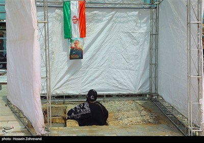 آماده سازی محل خاکسپاری پیکر سردار شهید محمد باقری
