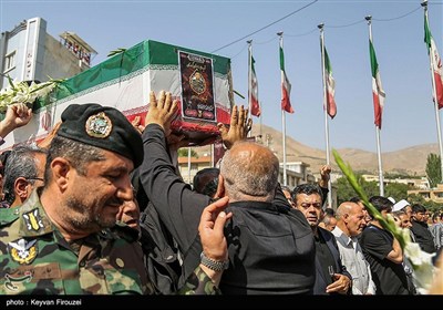 مراسم تشییع شهید رضا بسطامی - سنندج