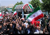 تشییع باشکوه 2 شهید حمله اسرائیل در زنجان + تصاویر