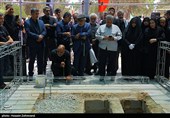 آماده سازی محل خاکسپاری پیکر سردار شهید محمد باقری