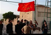 برپایی خیمه عزای امام حسین (ع) در ده زیار روستای تعزیه ایران
