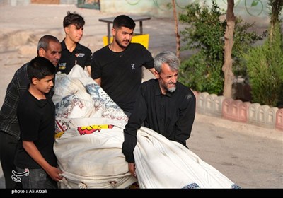 برپایی خیمه عزای امام حسین (ع) در ده زیار روستای تعزیه ایران