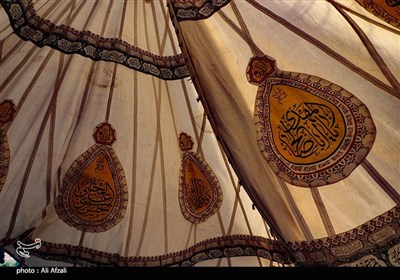 برپایی خیمه عزای امام حسین (ع) در ده زیار روستای تعزیه ایران
