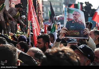 تشییع شهداء الاقتدار الوطنی فی طهران