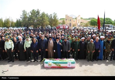 تشییع باشکوه پیکر شهید مدافع وطن در یزد