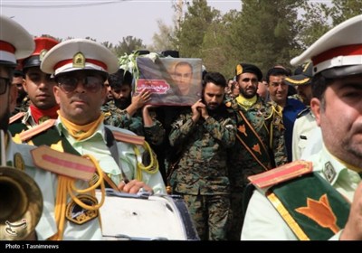تشییع باشکوه پیکر شهید مدافع وطن در یزد