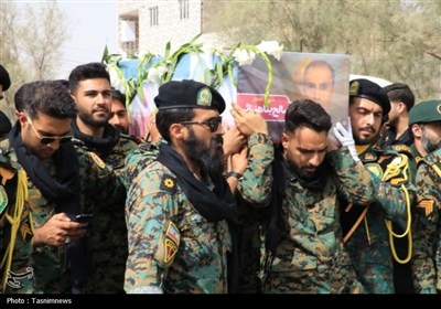 تشییع باشکوه پیکر شهید مدافع وطن در یزد
