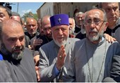 اوج گیری تقابل دولت و کلیسا در ارمنستان با بازداشت اسقف اعظم