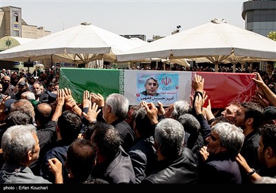 مراسم خاکسپاری شهدای اقتدار ایران در امامزاده صالح (ع)