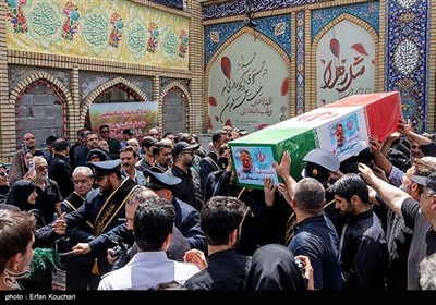مراسم خاکسپاری شهدای اقتدار ایران در امامزاده صالح (ع)
