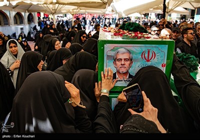 مراسم خاکسپاری شهدای اقتدار ایران در امامزاده صالح (ع)