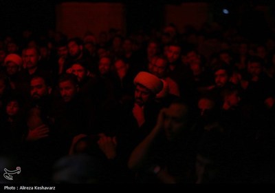 عزاداری شب سوم محرم در مسجد جمکران