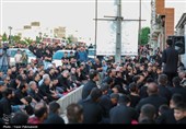 عزاداری حاج مهدی رسولی در منزل شهید طوماری + تصاویر