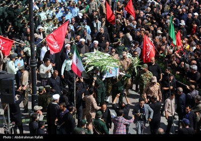 تشییع پیکر سپهید شهید علی شادمانی در همدان