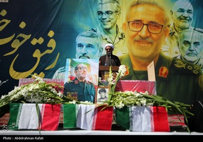 تشییع پیکر سپهید شهید علی شادمانی در همدان