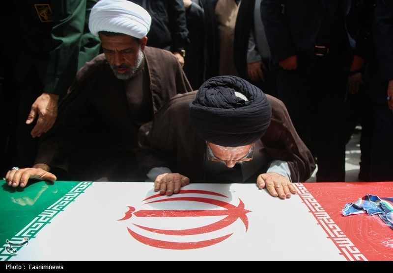 تشییع باشکوه شهید قناعت‌کار در قم؛ قاضی‌ای که تا آخر ایستاد+ تصاویر