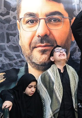 تشییع و خاکسپاری پیکر شهید &#171;حسین سلامی&#187; در حرم عبدالعظیم (ع)