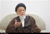 یکی از مراجع نجف:‌هرگونه تعرض به رهبر ایران، تعرض به امت اسلام است