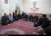 دیدار جمعی از اصحاب خبر زنجان با خانواده شهید فروغیراد