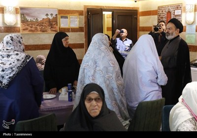 دیدار صمیمی سرپرست حجاج ایرانی با زائران کشورمان