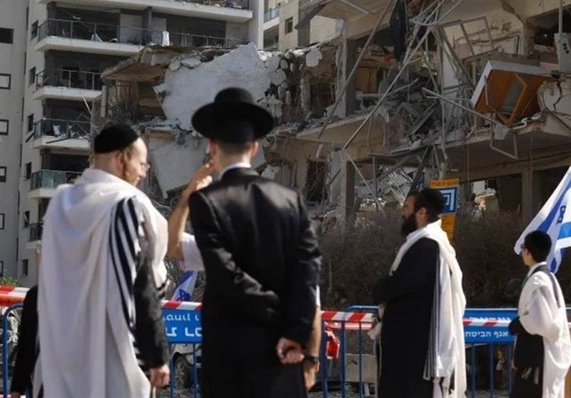 Siyonistlerin İran&apos;la Savaştaki Hayallerinin Erken Çöküşü