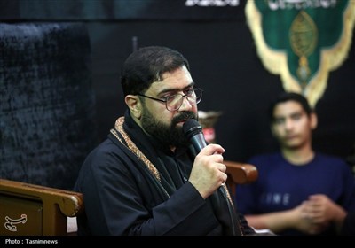 عزاداری نوجوانان فاطمی در ماه محرم