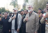 میلیونها بسیجی آماده فداکاری در راه رهبر انقلاب هستند+فیلم و عکس