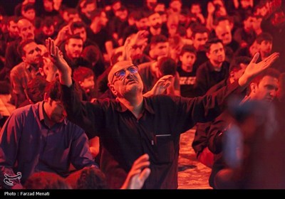 عزادری شب پنجم محرم در کرمانشاه