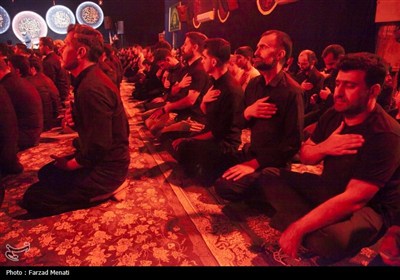 عزادری شب پنجم محرم در کرمانشاه