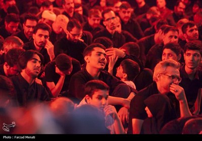 عزادری شب پنجم محرم در کرمانشاه