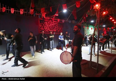 مراسم عزاداری شب پنجم محرم در همدان