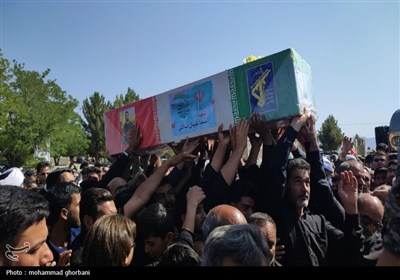تشییع پیکر شهید اقتدار اسماعیل نادی در سربیشه
