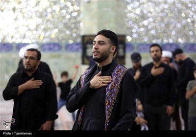 عزاداری عرب زبانان در حرم حضرت معصومه(س)