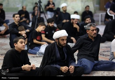 عزاداری عرب زبانان در حرم حضرت معصومه(س)