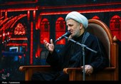 اجازه نمیدهیم نادانی مانند ترامپ، نائب امام زمان(عج) را تهدید کند