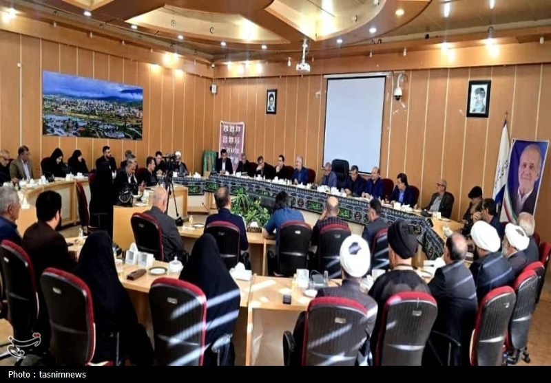 گزارش تسنیم از وحدت احزاب اصلاح‌طلب و اصولگرا برای «ایران»
