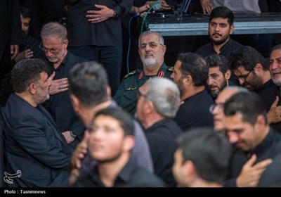 سردار محمد پاکپور، فرمانده کل سپاه در مراسم ختم سرلشکر شهید امیرعلی حاجی‌زاده