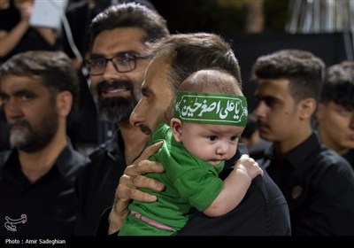 مراسم عزاداری شب ششم محرم در هیئت رهپویان وصال شیراز