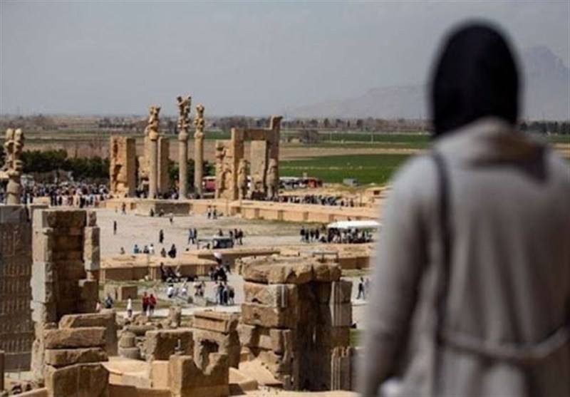 توسعه گردشگری ایران با استفاده متوازن از منابع تمدنی پیش و پس از اسلام