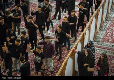 سوگواره دانش آموزی احلی من العسل در حرم مطهر حضرت شاهچراغ (ع)