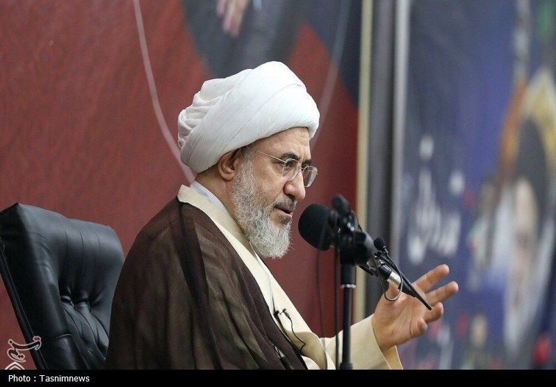شهادت در راه ولی فقیه همان شهادت در رکاب امام عصر(عج) است