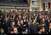 اولین شب مراسم عزاداری سید و سالار شهیدان(ع) در حسینیه امام خمینی(ره)