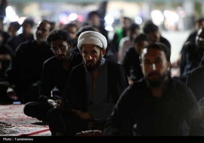 مراسم عزاداری اردو زبانان در حرم حضرت معصومه(س)