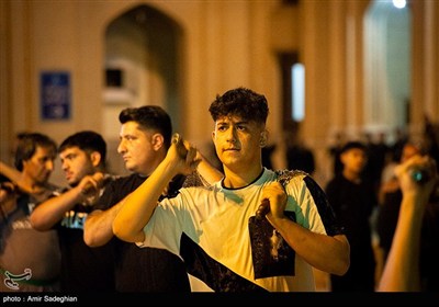 مراسم عزاداری شب هفتم محرم در حرم مطهر حضرت شاهچراغ (ع)