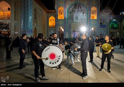 مراسم عزاداری شب هفتم محرم در حرم مطهر حضرت شاهچراغ (ع)