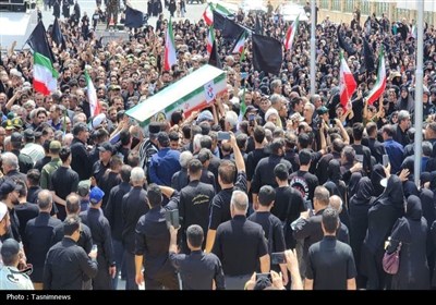 وداع باشکوه با دو سرباز شهید فراجا در رباط‌کریم
