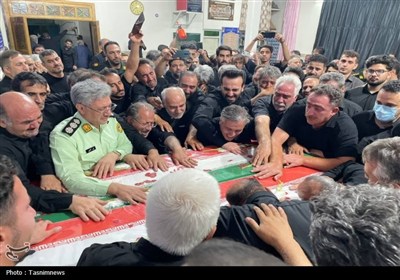 وداع باشکوه با دو سرباز شهید فراجا در رباط‌کریم