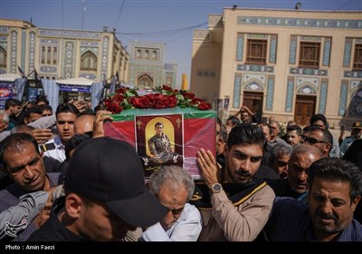 وداع باشکوه با شهید محمد منصوری در حرم مطهر حضرت شاهچراغ (ع)