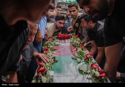 وداع باشکوه با شهید محمد منصوری در حرم مطهر حضرت شاهچراغ (ع)