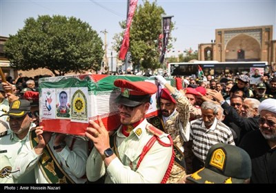 تشییع پیکرشهید محمد مهدی مهدی پور در قزوین